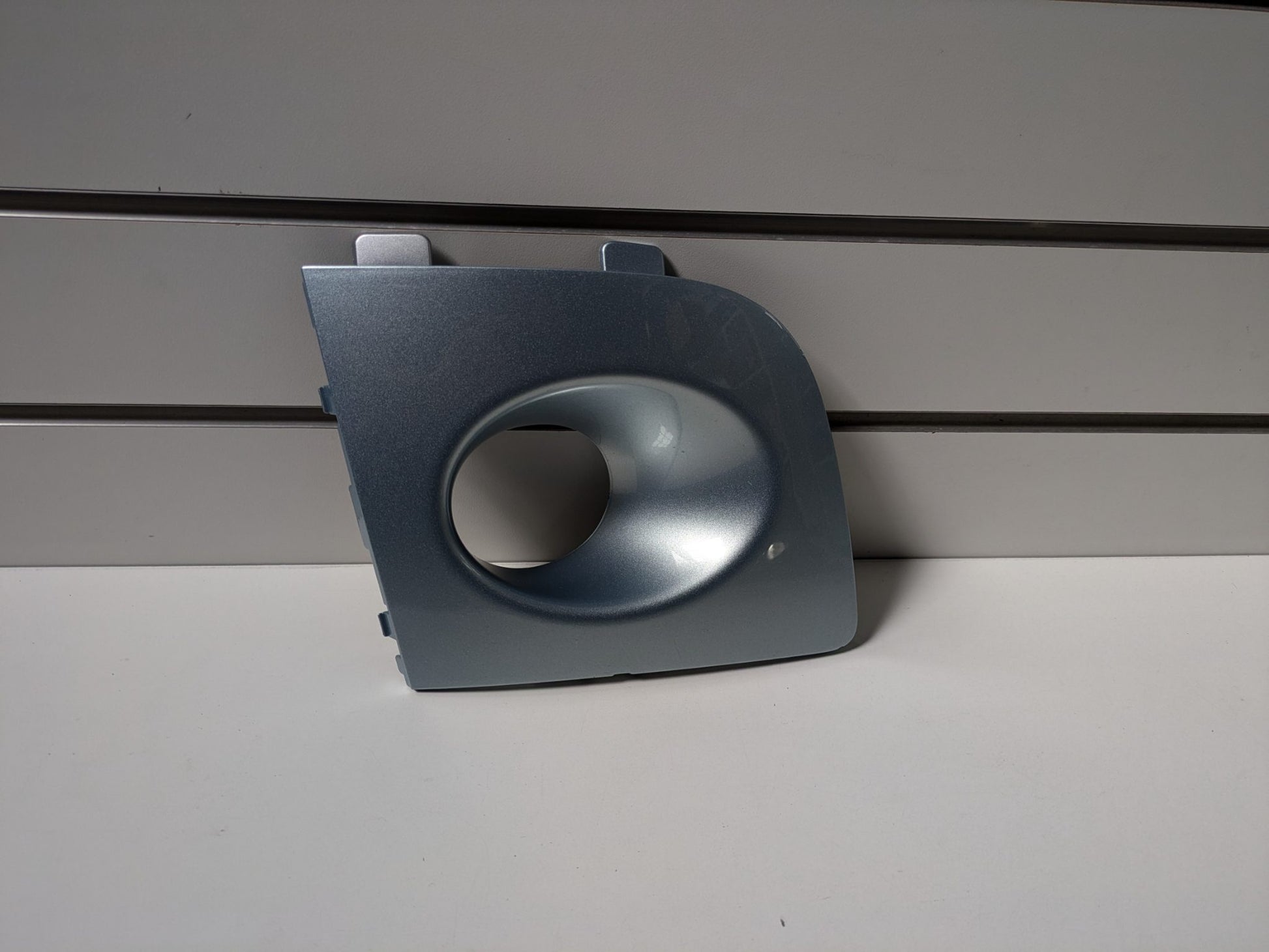 Genuine RH Fog Light Bezel Subaru Impreza Wrx GD Hawkeye 2005 -2007 Used