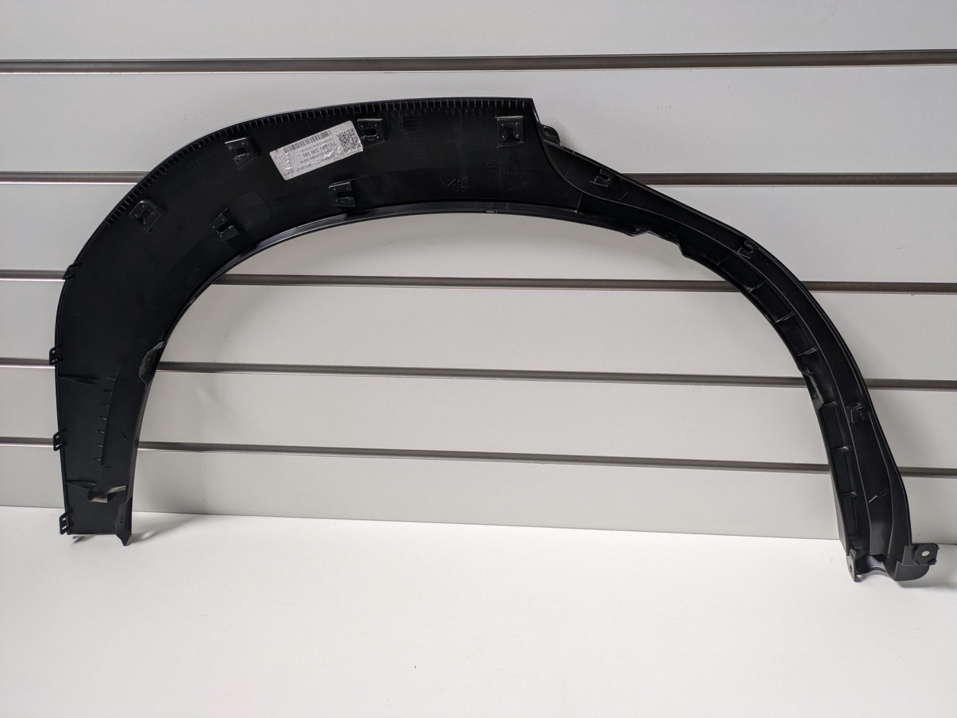 Genuine Fender Trim Molding Rear Left Suzuki S-Cross 2022 - 2025 Used