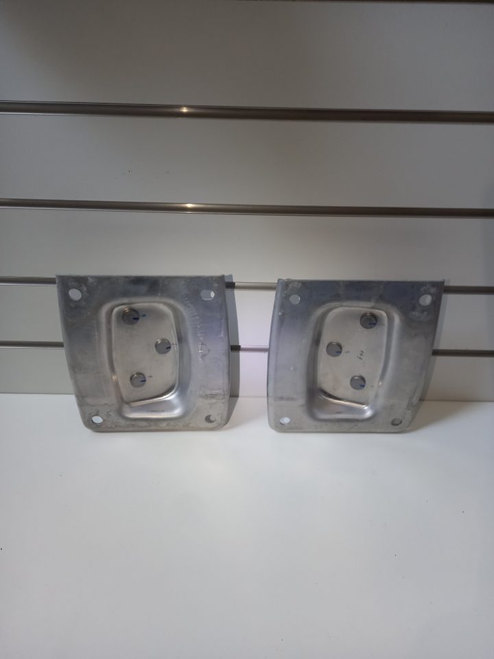 Genuine Rear Bumper Reinforcement Impact Mount Brackets Tesla Model 3