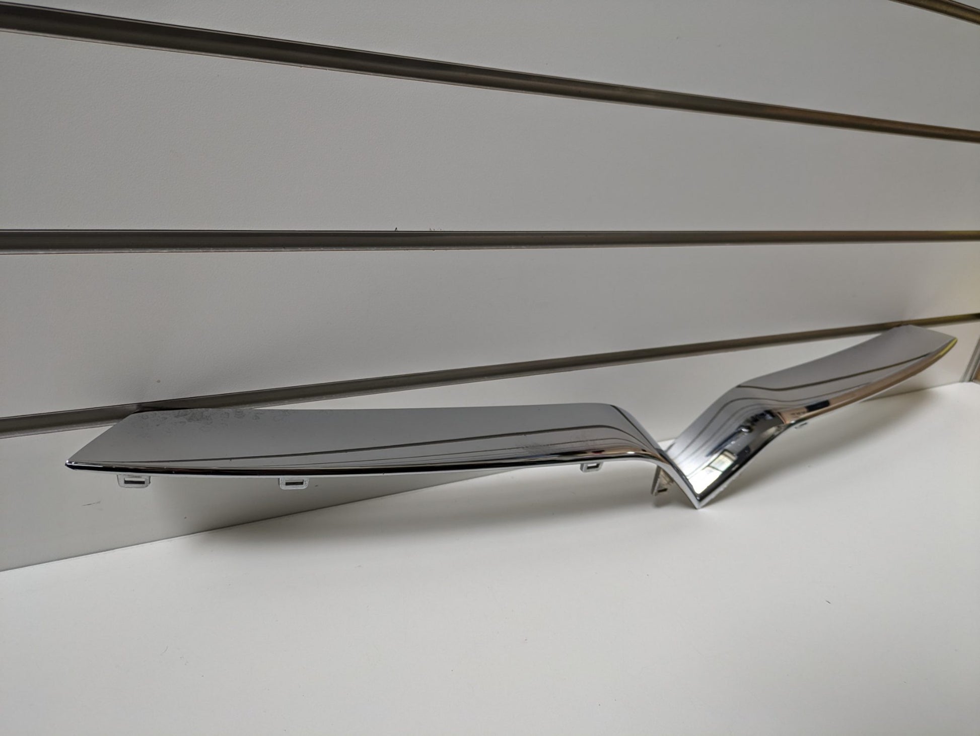 Genuine Front Fascia Chrome Grille Tesla Model X 2016 - 2020 Used