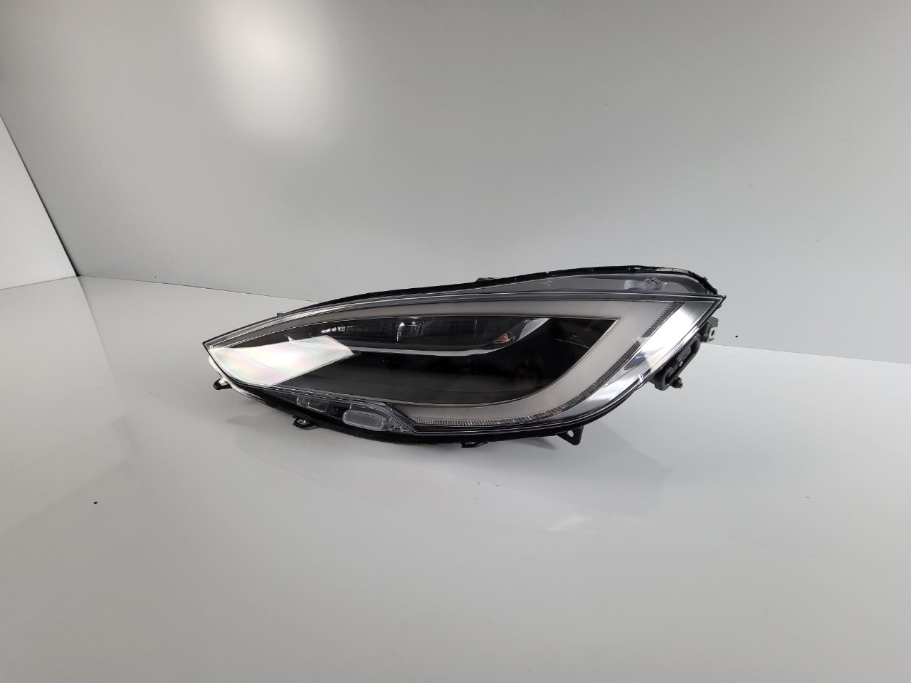 Genuine LH Headlight Tesla Model S Facelift 2016 - 2020 Used