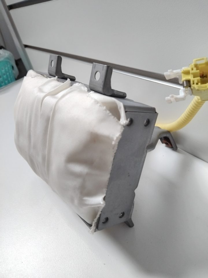 Genuine Airbag Passenger Daihatsu Sirion 1998-2003 Used