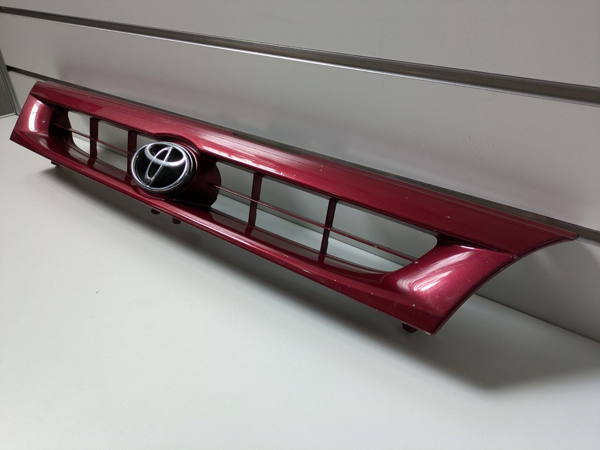 Genuine Front Bumper Grill Toyota Corolla AE101 1992 - 1996 Used