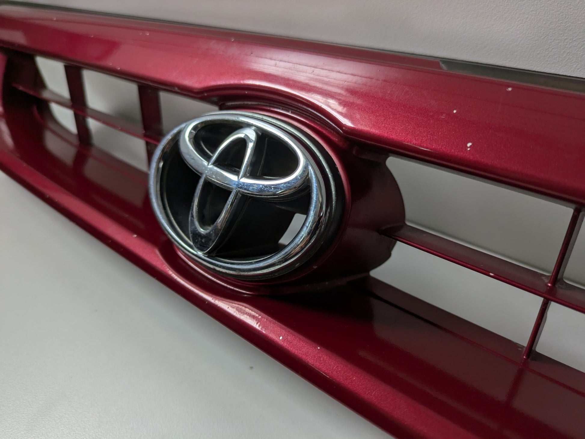 Genuine Front Bumper Grill Toyota Corolla AE101 1992 - 1996 Used