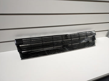 Genuine Front Bumper Grill Toyota Corolla KE70 KE72 1980s Used