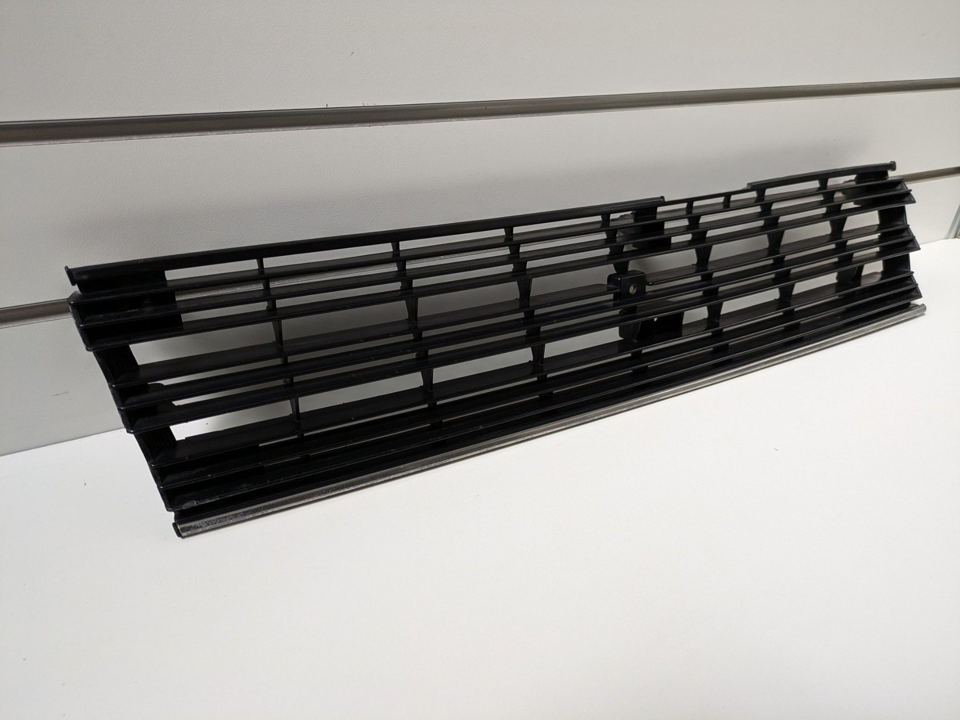 Genuine Front Bumper Grill Toyota Corolla KE70 KE72 1980s Used