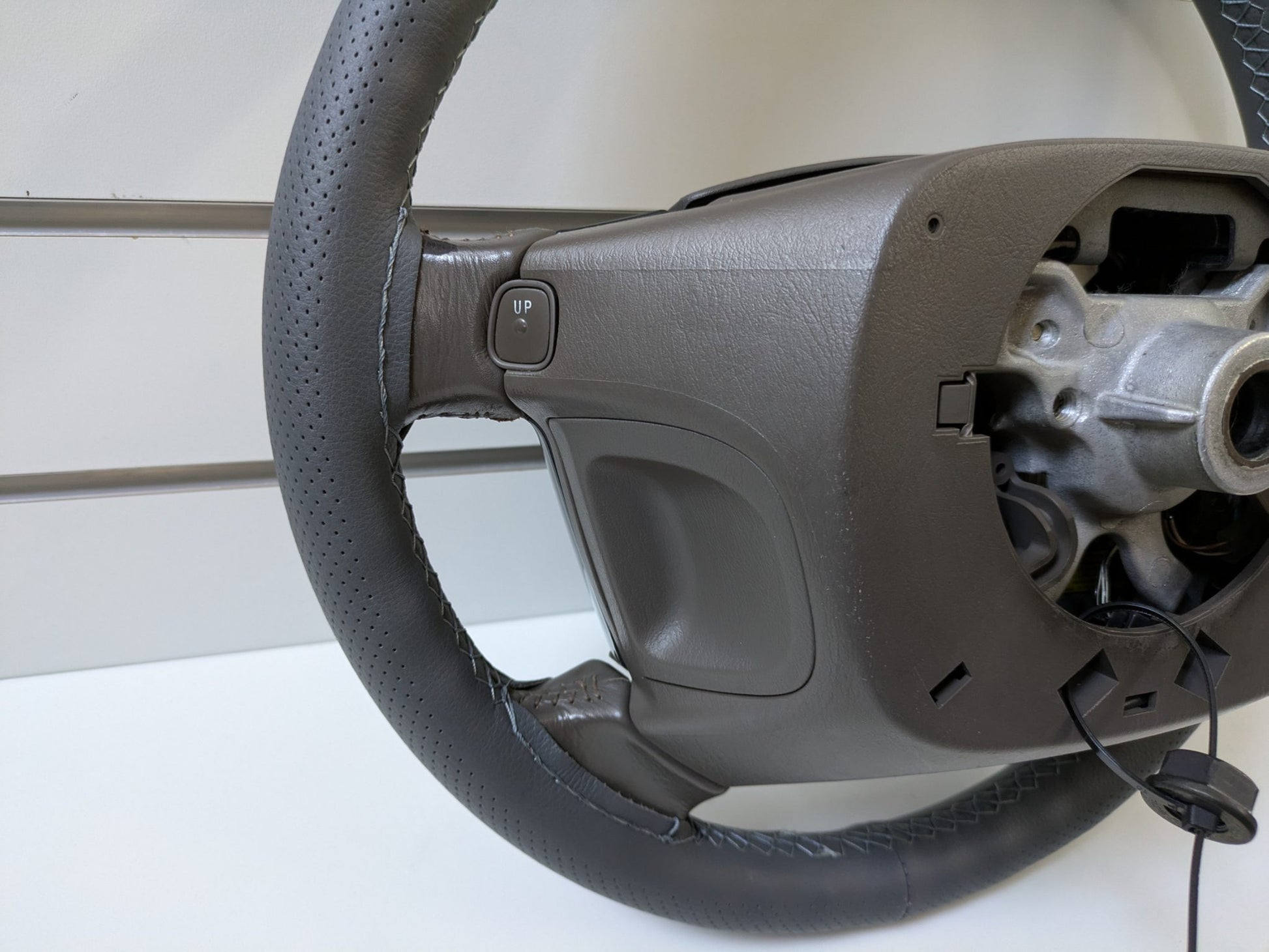 Genuine Steering Wheel & Airbag Toyota Crown Athlete S170 1999 - 2003 Used