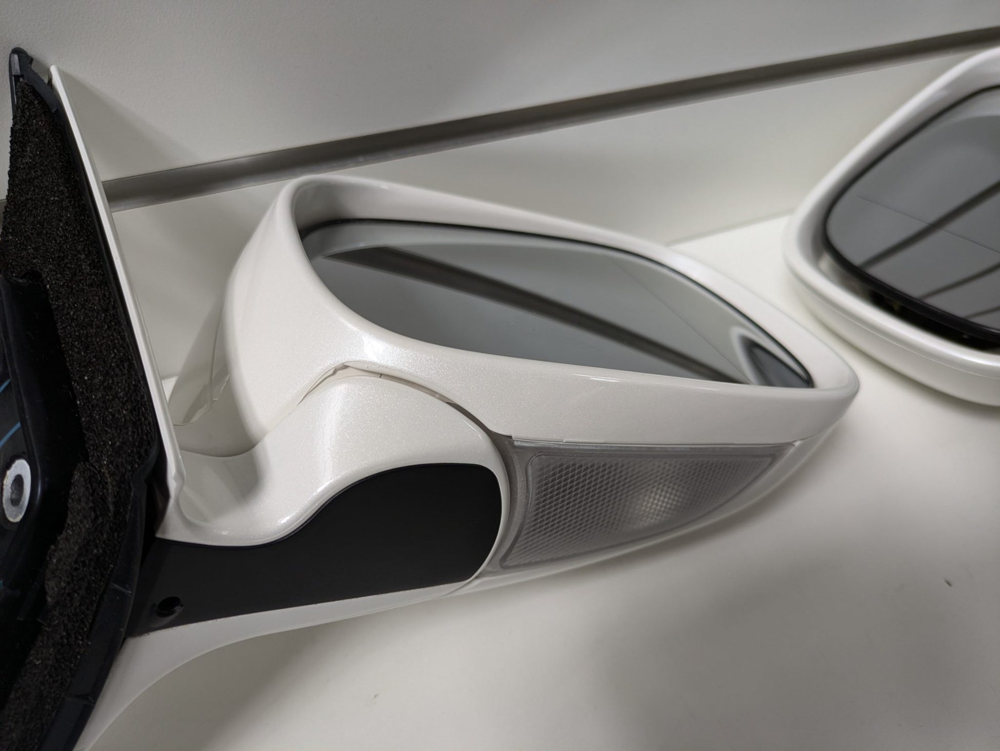 Genuine LH & RH Side Door Mirrors Toyota Crown GRS182 GRS180 2003 - 2008 Used