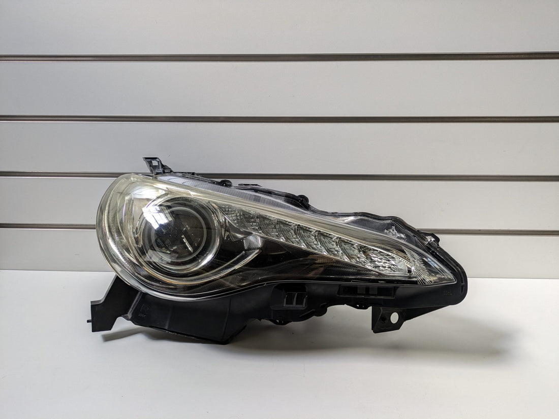 Genuine RH Headlight Toyota Gt-86 ZN6/ZC6 2012 - 2016 Used