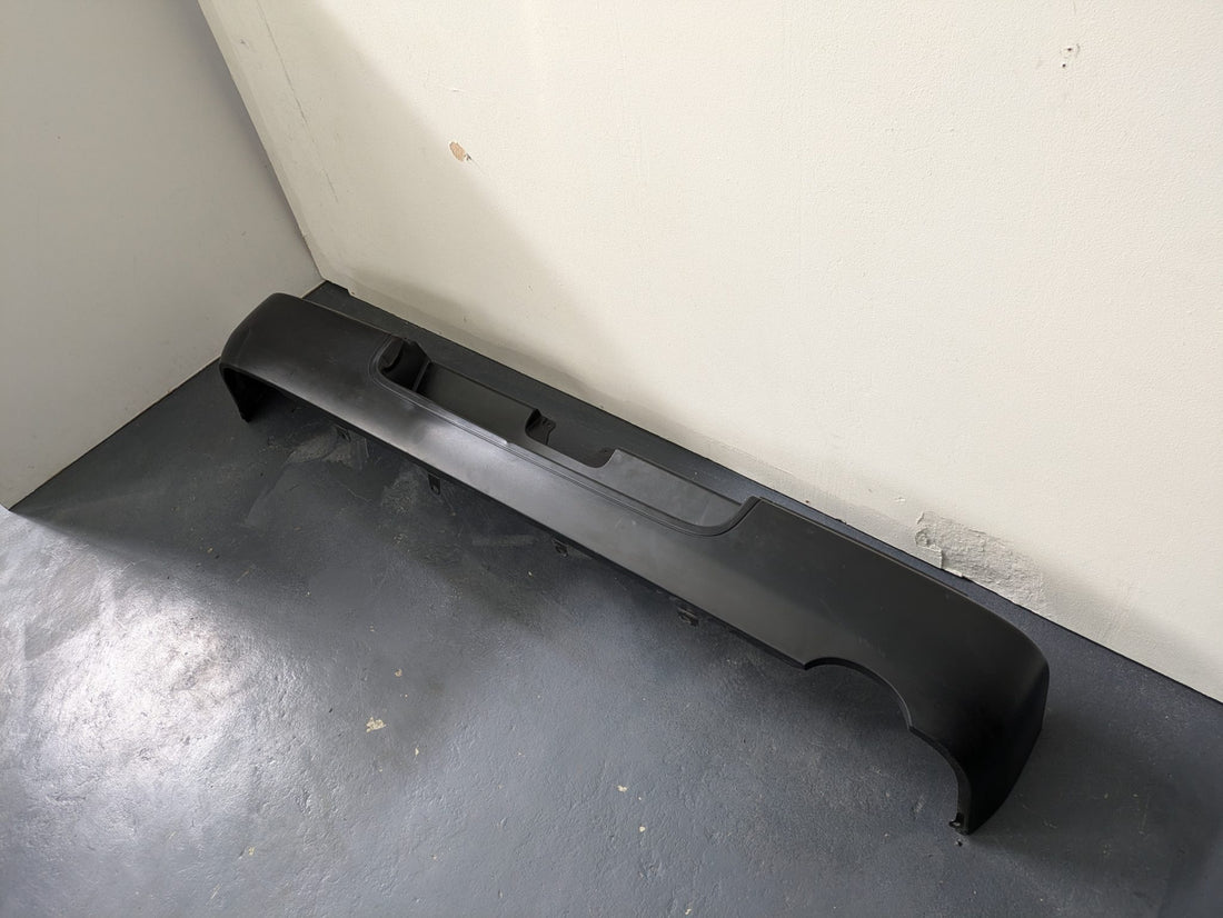 Genuine Rear Bumper Toyota Hiace H200 Narrowbody 2005 - 2013 Used