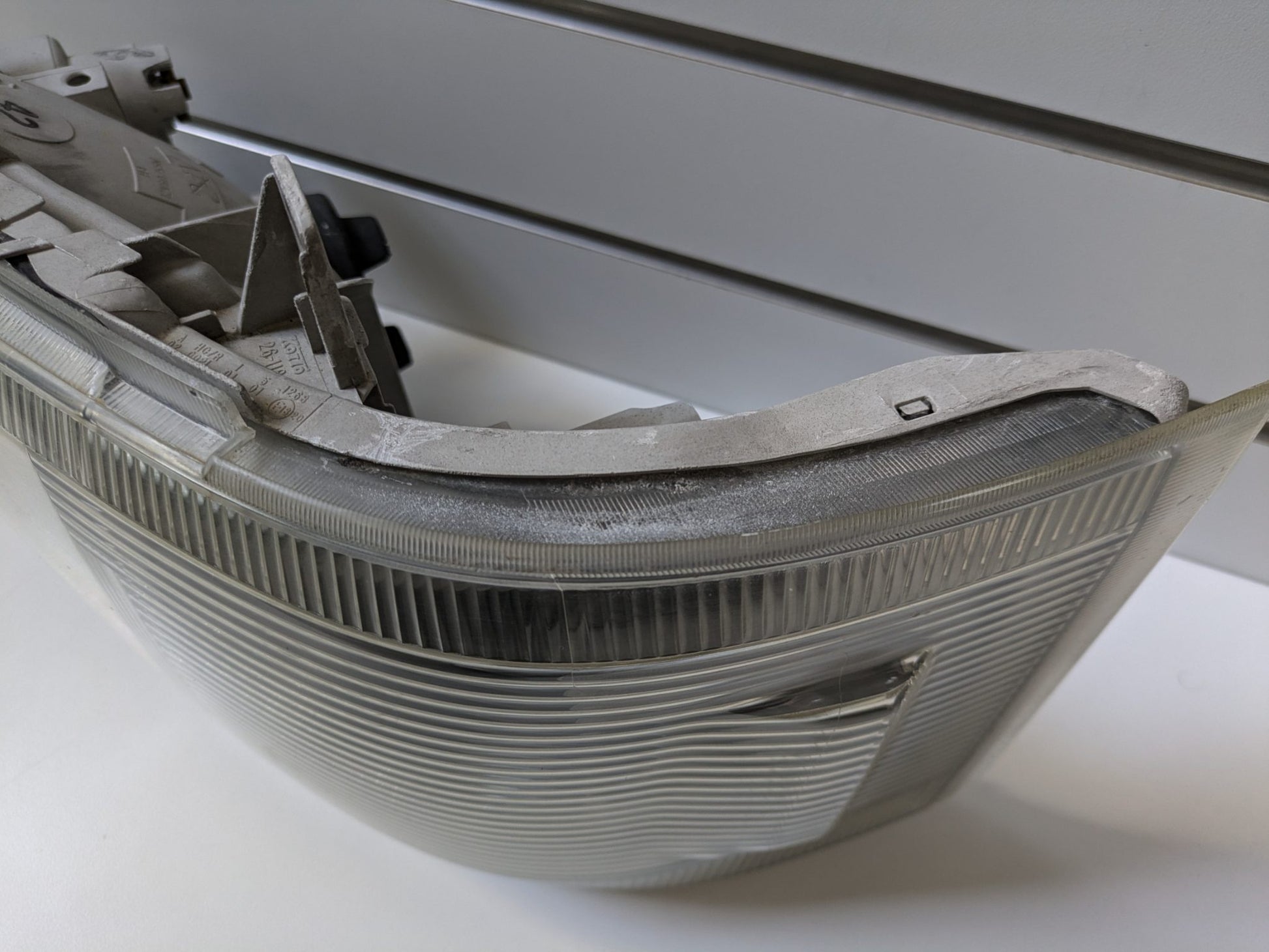 Genuine LH Headlight Toyota Hiace H200 Pre Facelift 2004 - 2010 Used