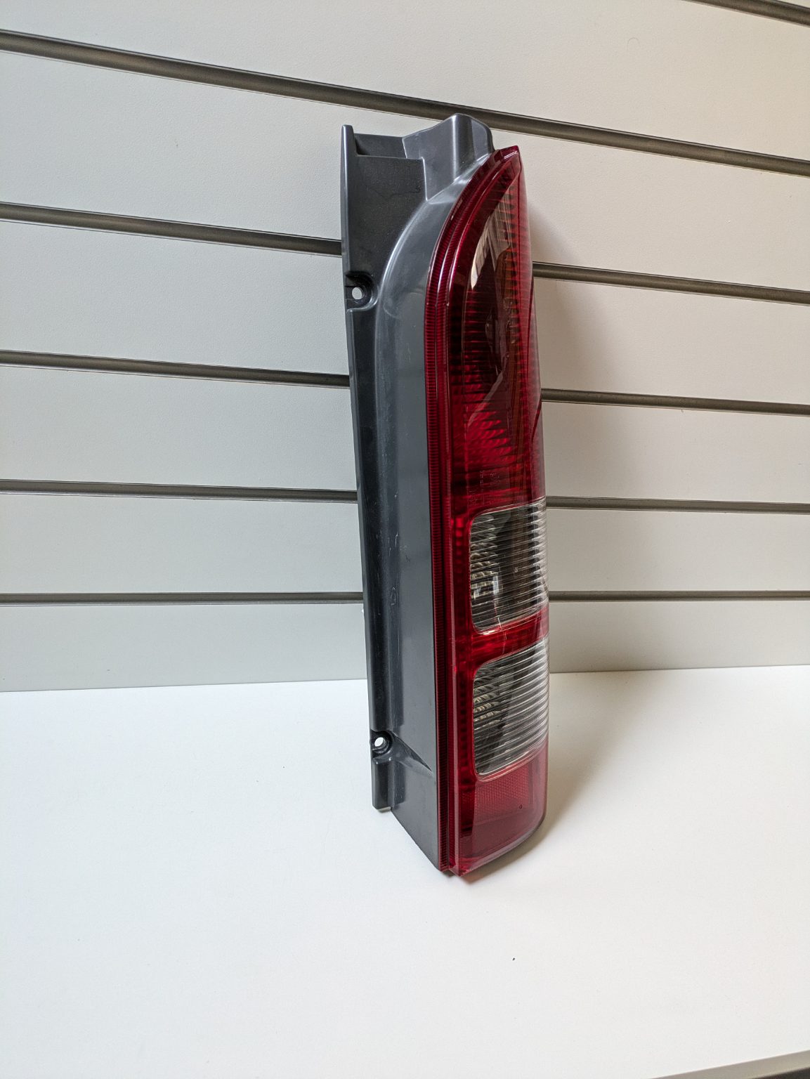 Genuine RH Taillight Toyota Hiace H200 2005 - 2018 Used