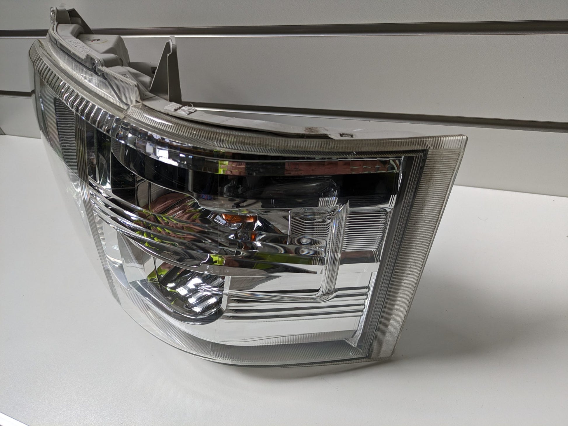 Genuine LH Headlight Toyota Hiace H200 Second Facelift 2013 - 2024 Used