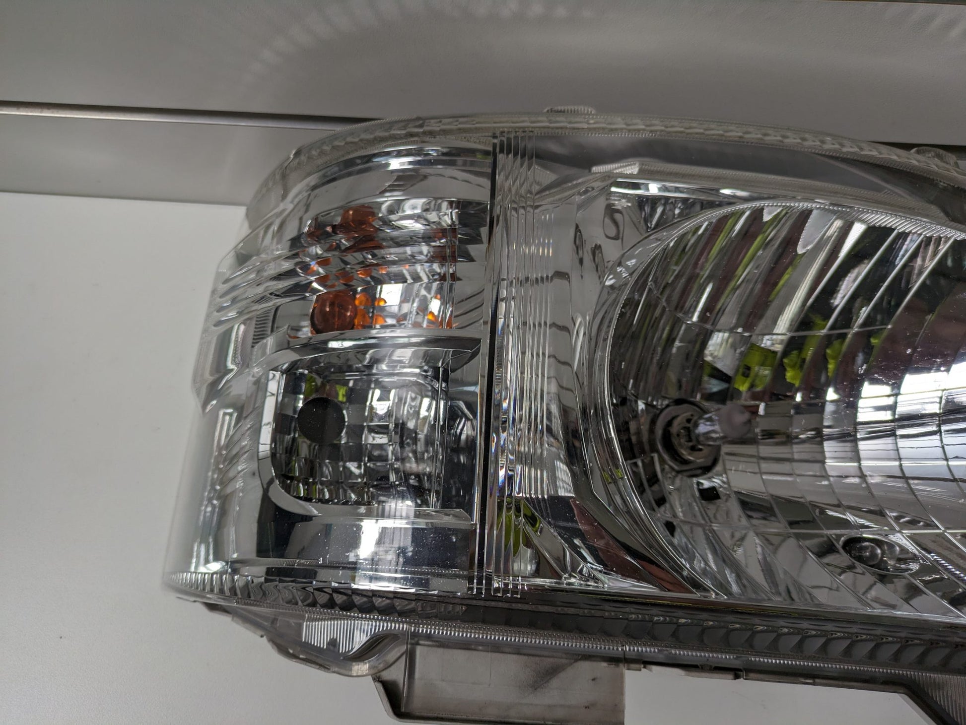 Genuine RH Headlight Toyota Hiace H200 Second Facelift 2013 - 2024 Used
