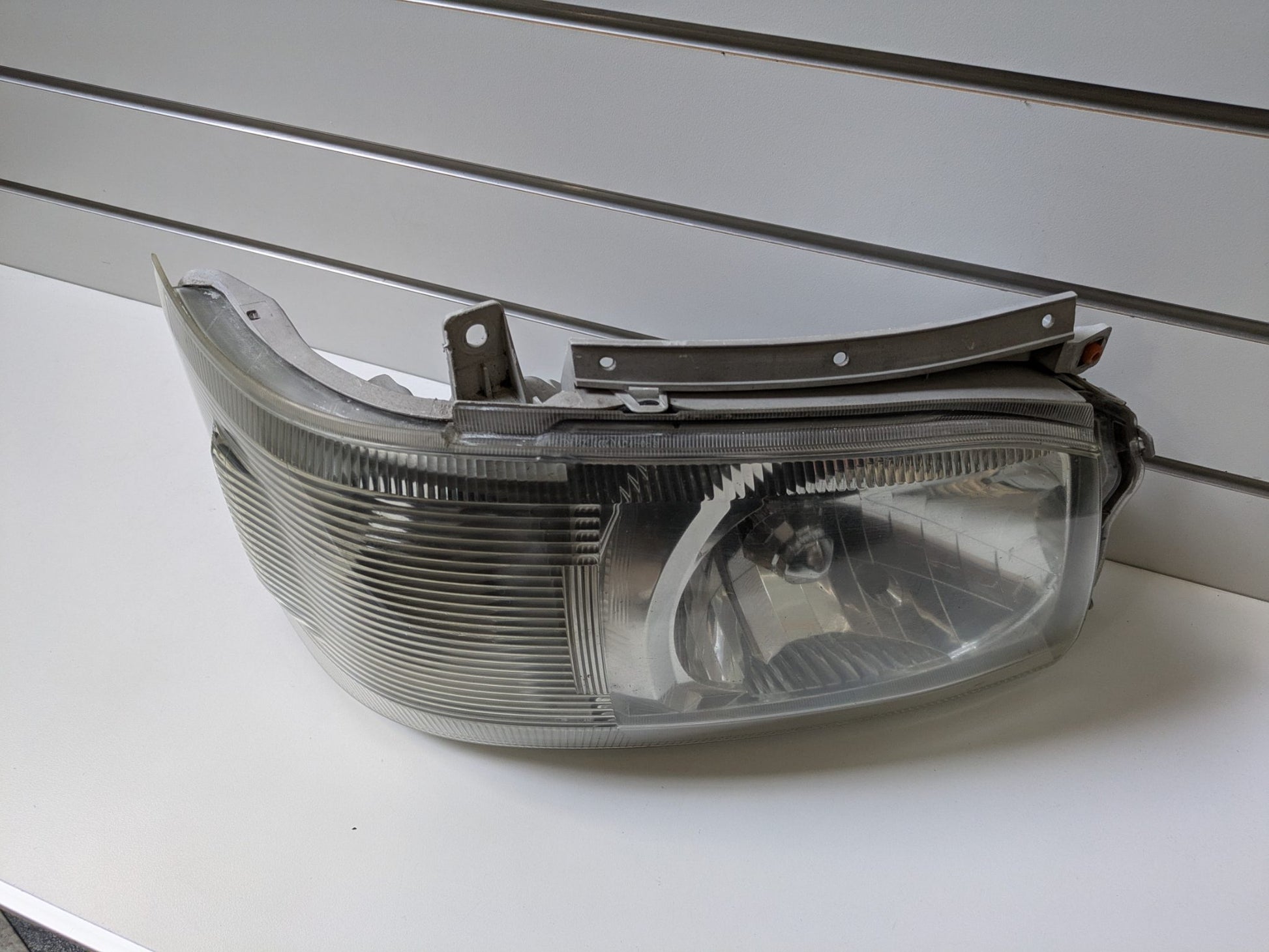Genuine RH Headlight Toyota Hiace H200 Pre Facelift 2004 - 2010 Used