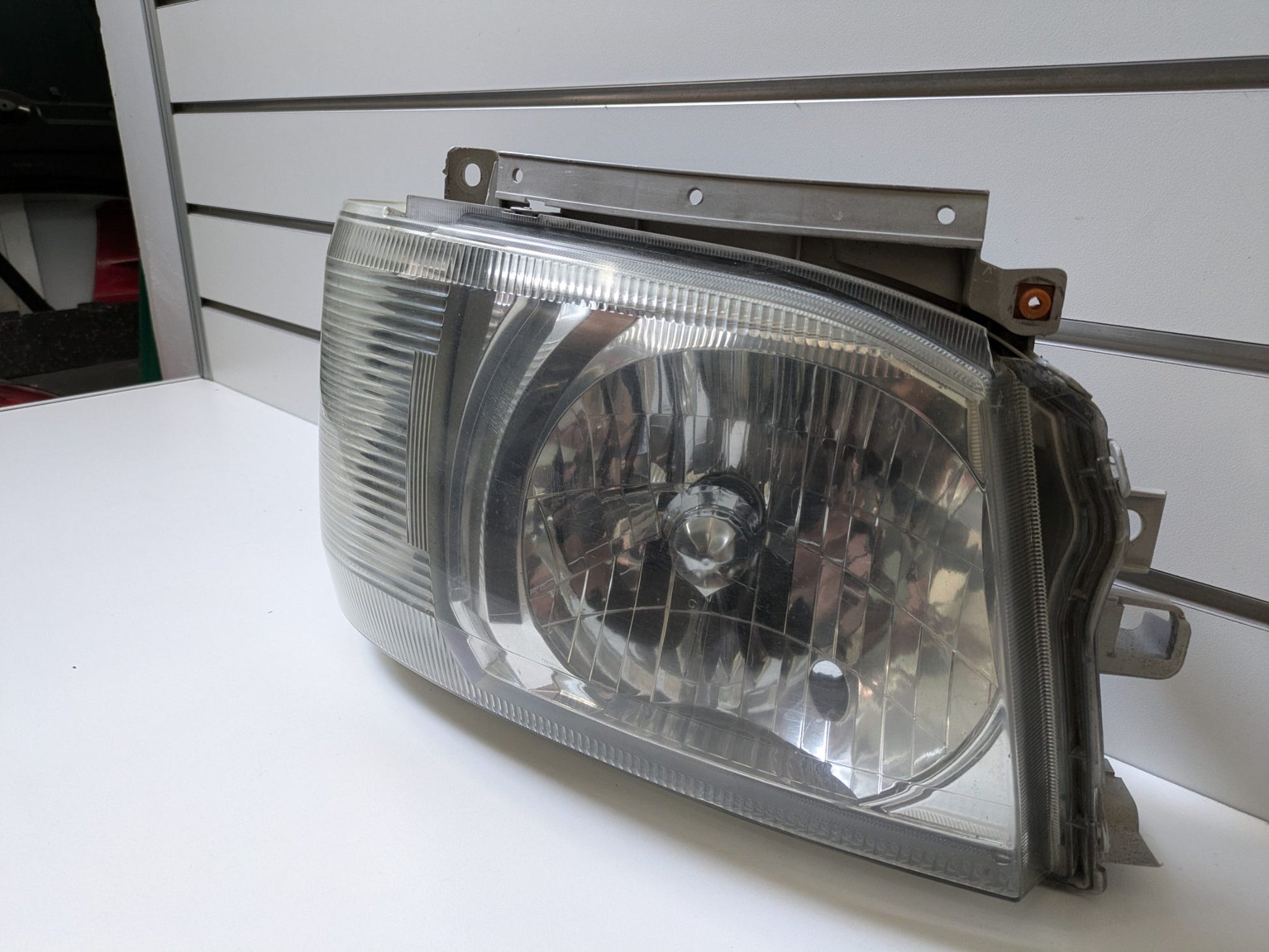 Genuine RH Headlight Toyota Hiace H200 Pre Facelift 2004 - 2010 Used