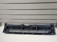 Genuine Front Grill Toyota Hiace Narrow body H200 2005 - 2008 Used