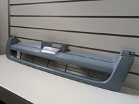 Genuine Front Grill Toyota Hiace Narrow body H200 2005 - 2008 Used
