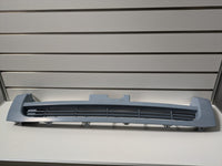 Genuine Front Grill Toyota Hiace Narrow body H200 2005 - 2008 Used
