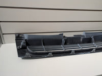 Genuine Front Grill Toyota Hiace Narrow body H200 2005 - 2008 Used