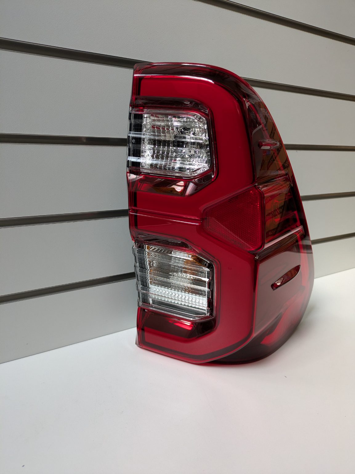 Genuine RH LED Taillight Toyota Hilux AN110/120/130 2nd Facelift 2020-2024 Used