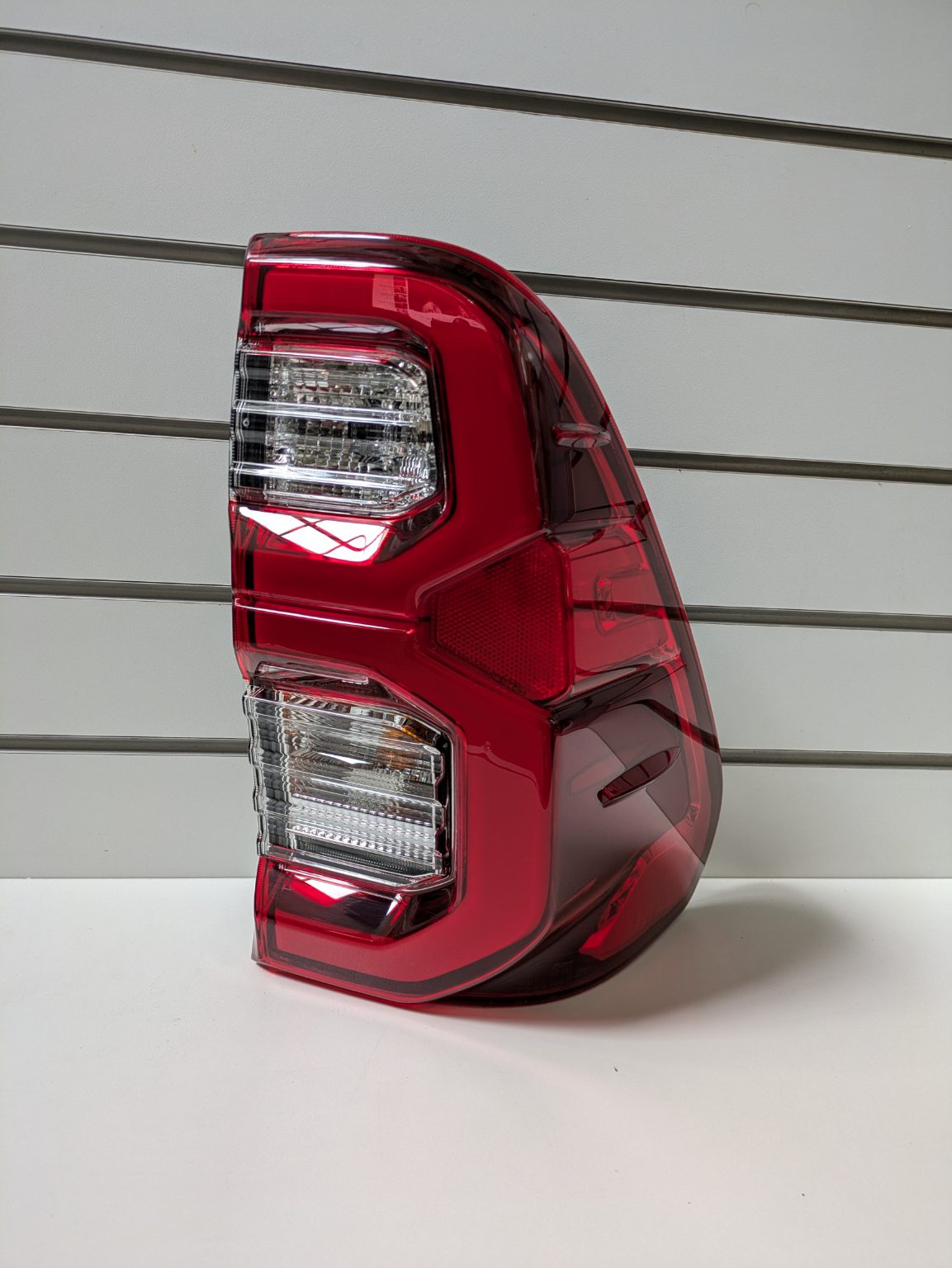 Genuine RH LED Taillight Toyota Hilux AN110/120/130 2nd Facelift 2020-2024 Used
