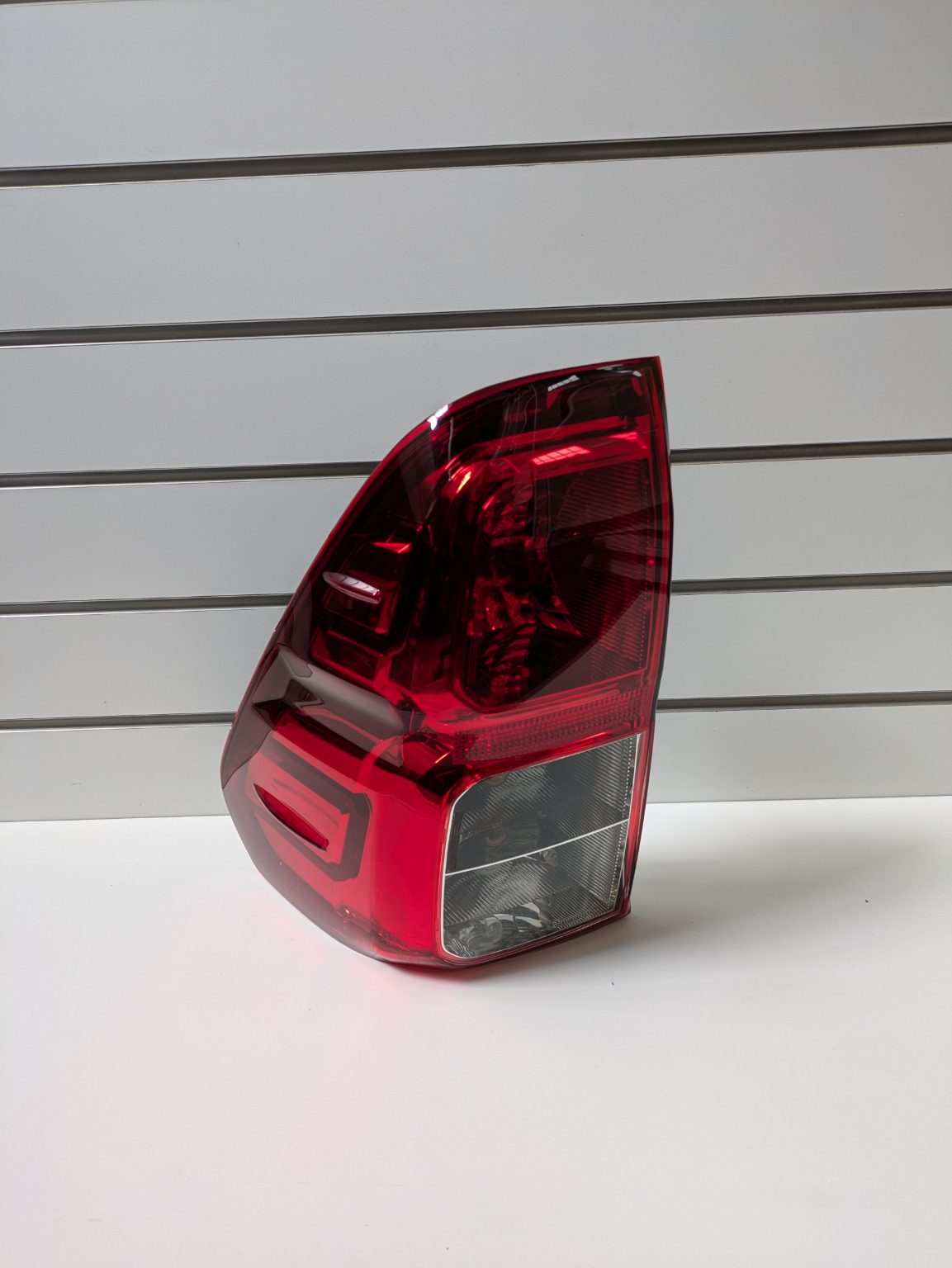 Genuine LH Taillight Toyota Hilux AN110/120/130 2015-2024 Used