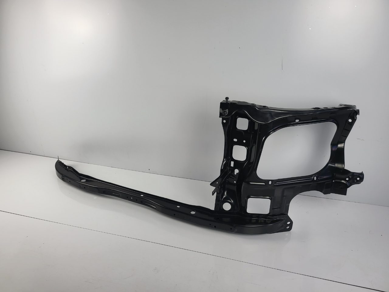 Genuine Radiator Support Toyota Hilux KUN16 KUN26 2005 - 2015 Used
