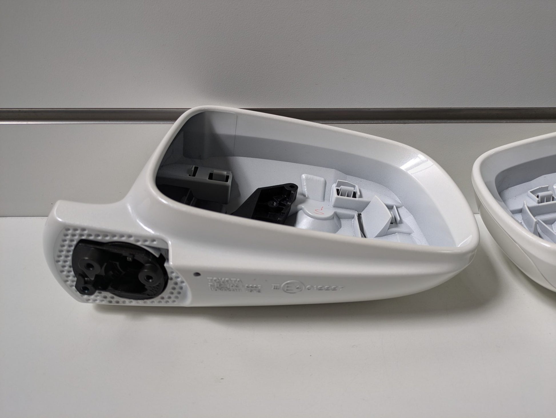 Genuine LH & RH Side Door Mirrors Toyota Mark X GRX120 GRX121 2004 - 2009 New