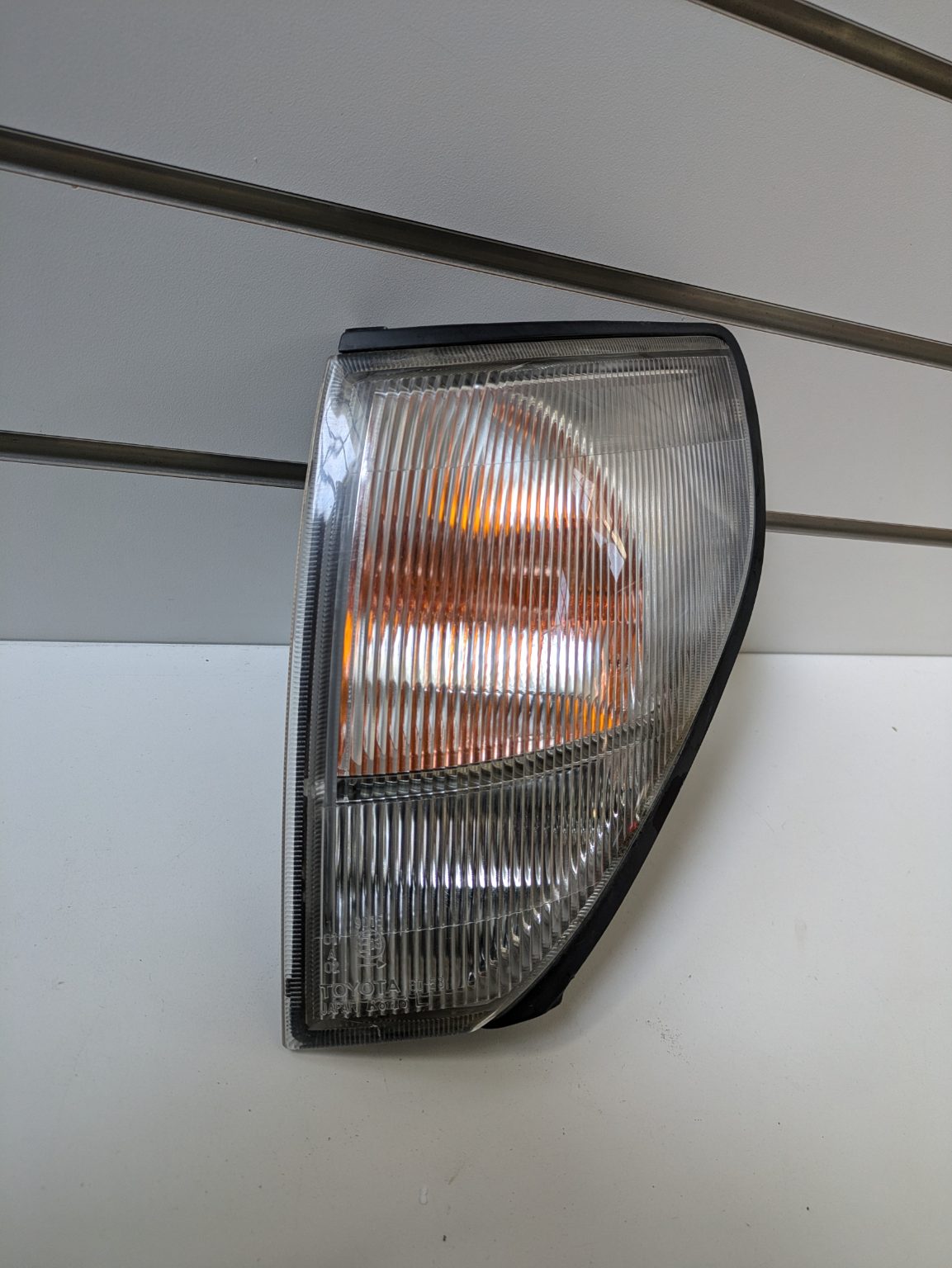 Genuine LH Corner Indicator & Light Toyota Prado 95 Series 1996-1999 Used