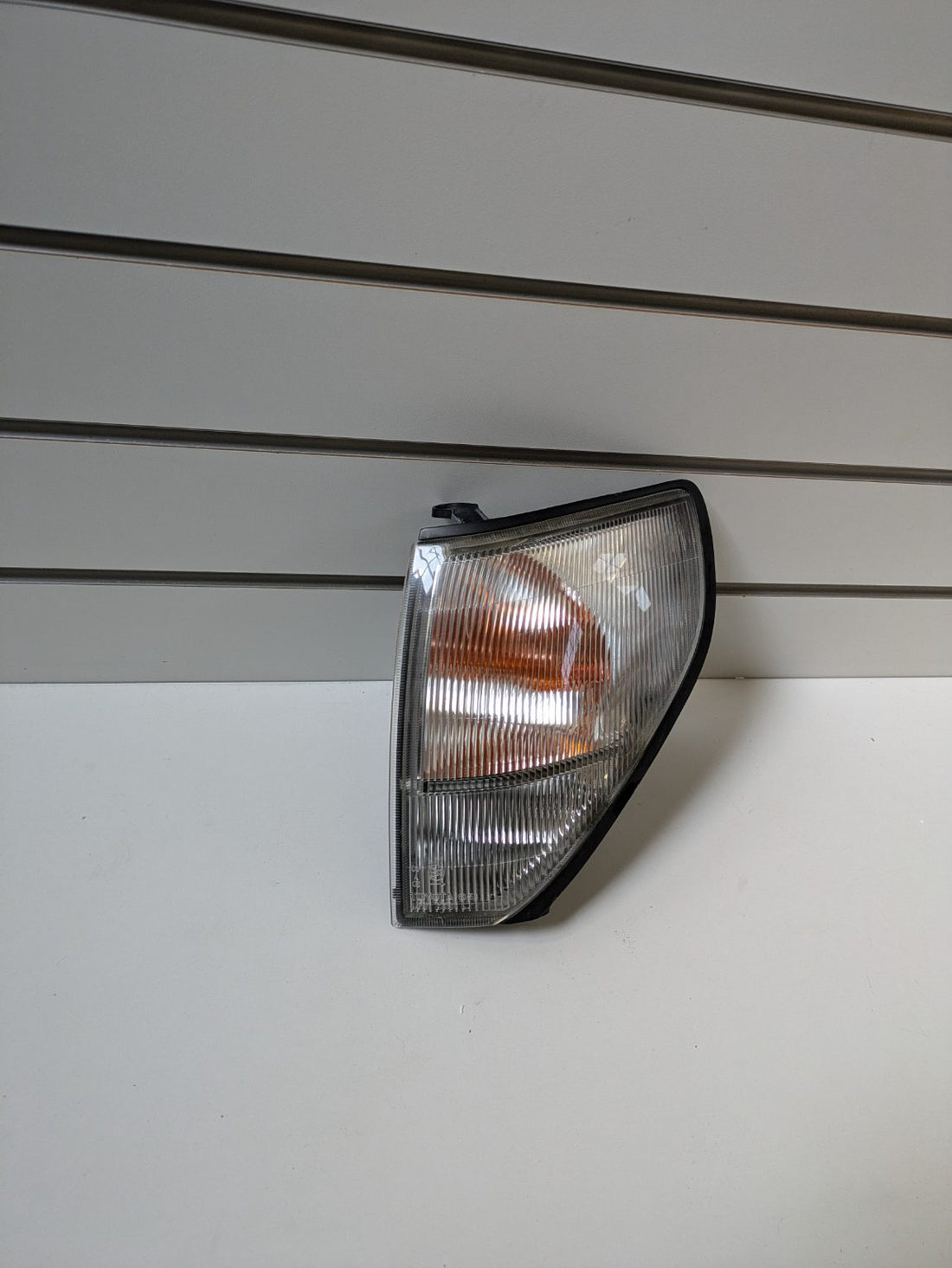 Genuine LH Corner Indicator & Light Toyota Prado 95 Series 1996-1999 Used