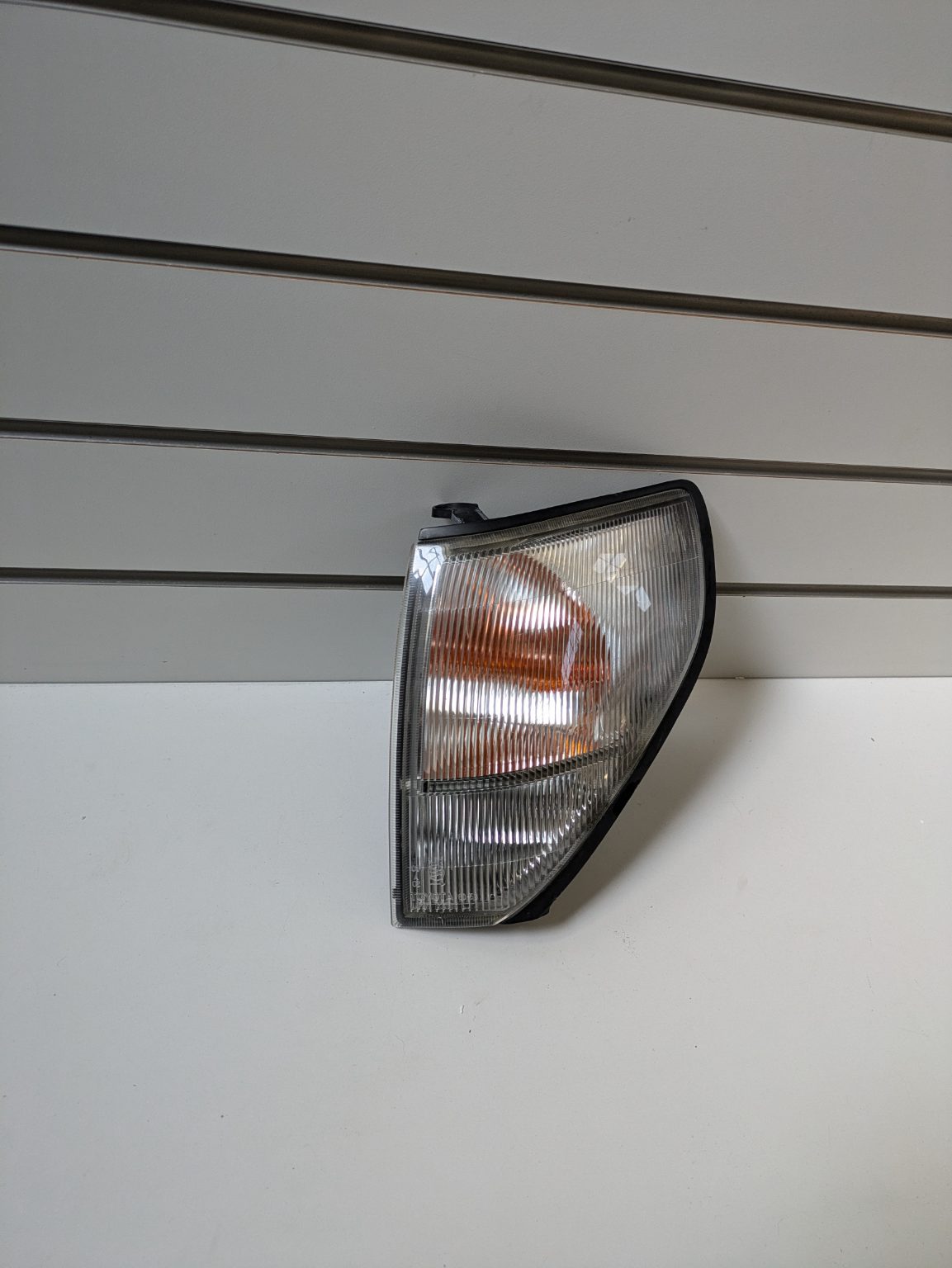 Genuine LH Corner Indicator & Light Toyota Prado 95 Series 1996-1999 Used