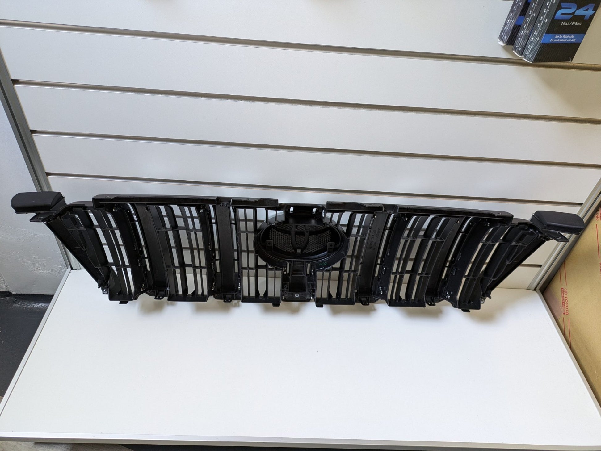 Genuine Front Bumper Grill Toyota Prado J150 FL 2013 - 2017 New