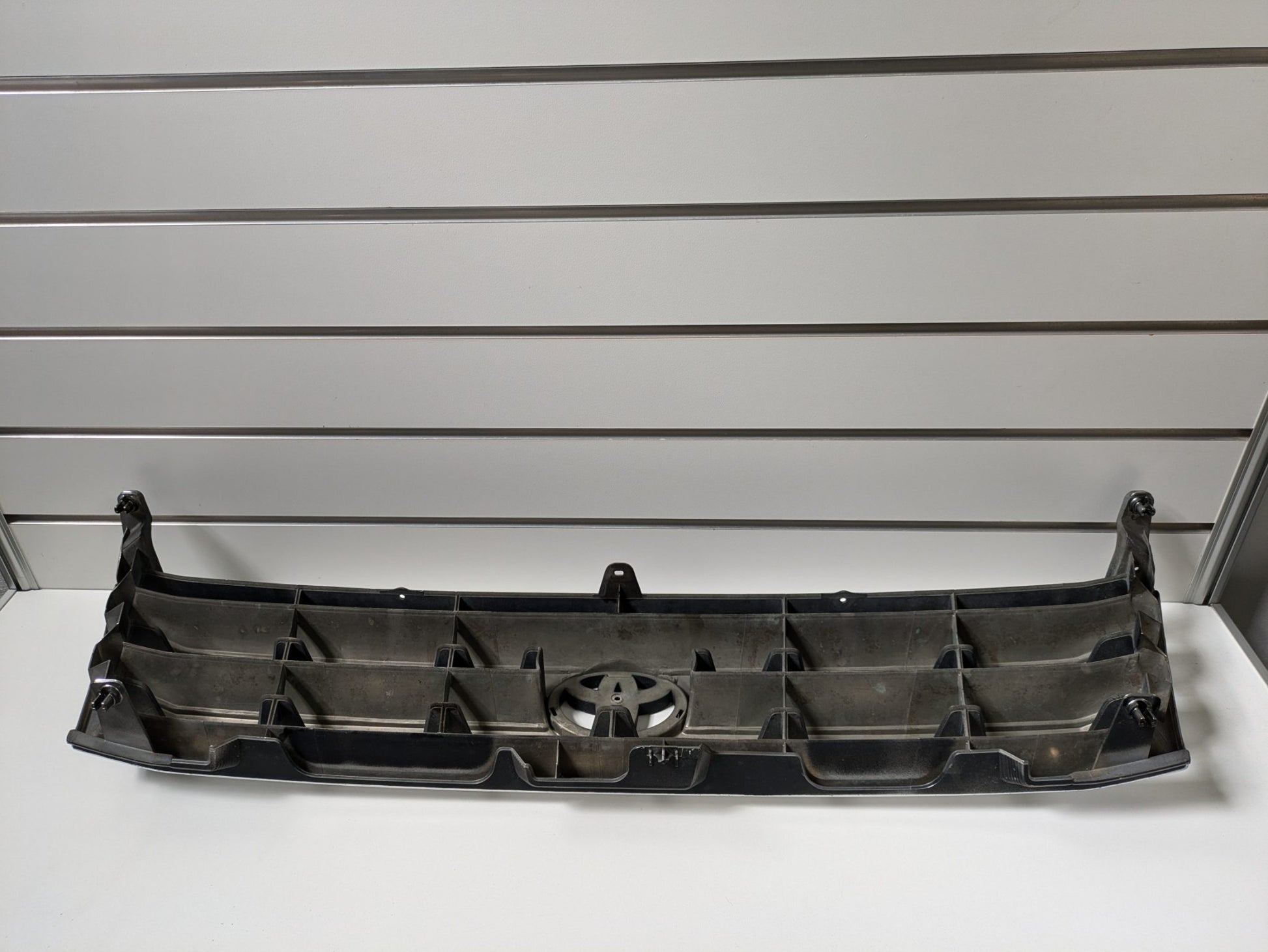 Genuine Front Bumper Grill Toyota Prado KZJ95 1996 - 2000 Used
