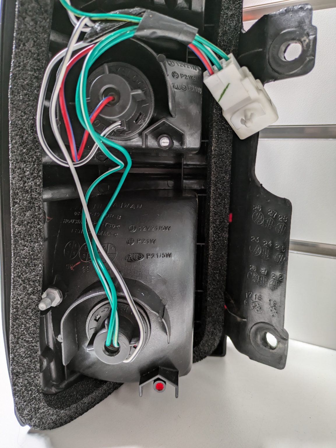 Aftermarket RH Taillight Toyota Prado 95 Series 1996-1999 New