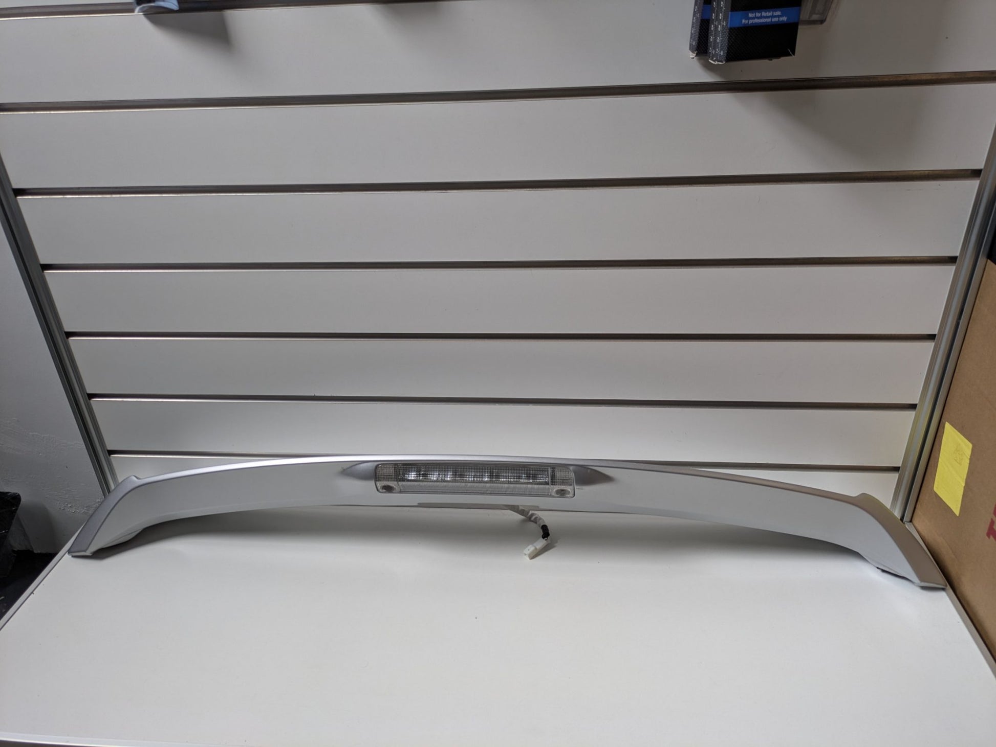 Genuine Rear Spoiler Assy Toyota Prius C Aqua NHP10 2011 - 2017 Used