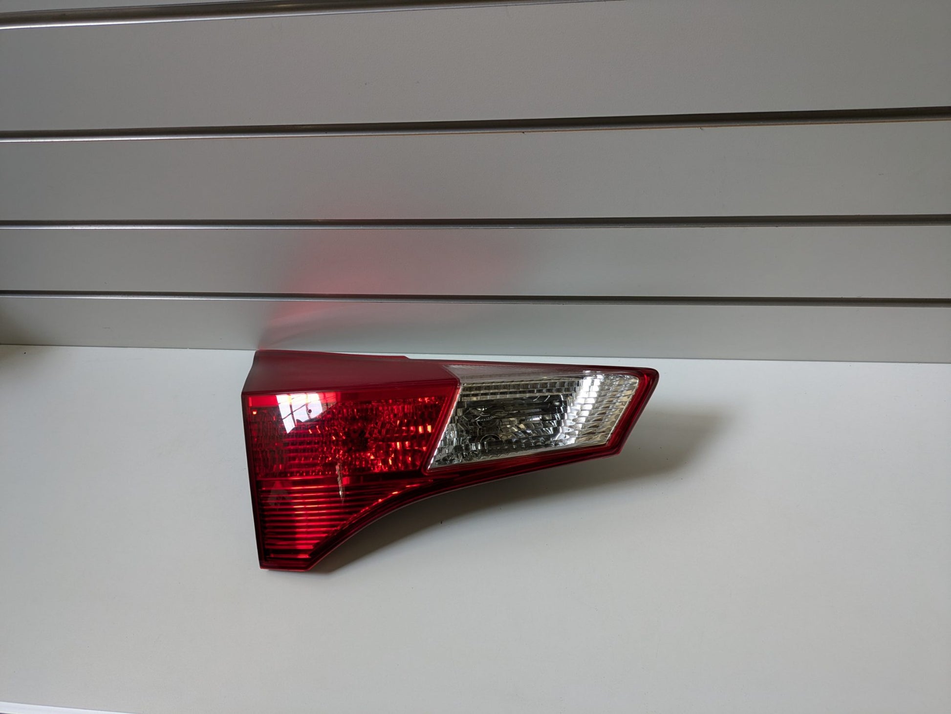Genuine LH Taillight Toyota Rav4 Pre-Facelift XA40 2013 - 2015 Used
