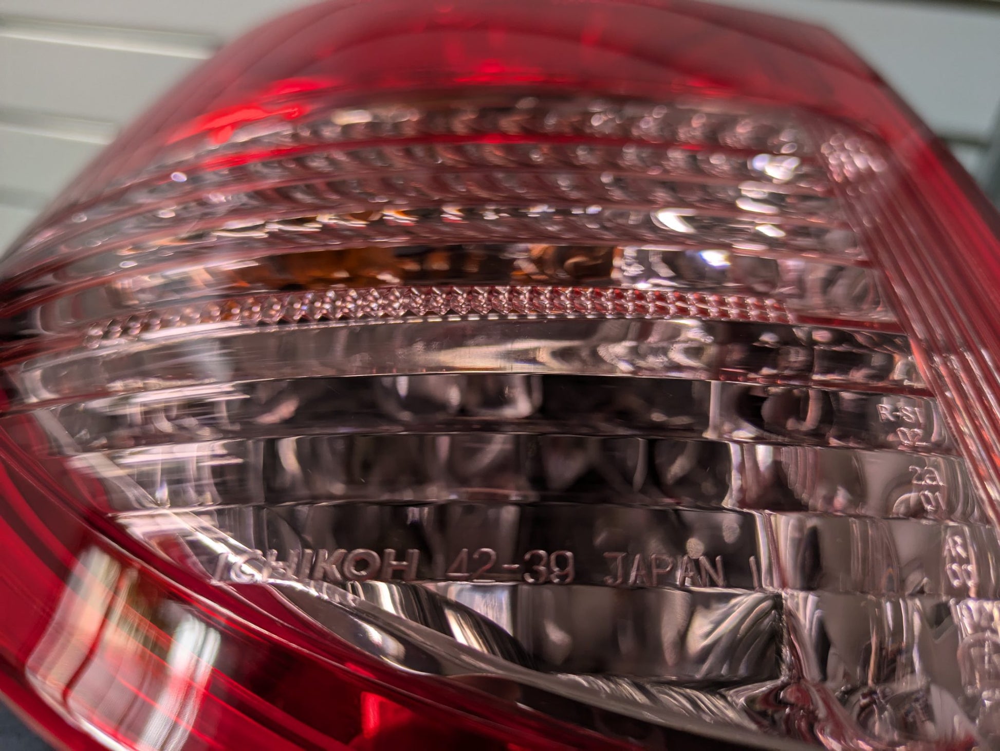 Genuine LH Taillight Toyota Rav4 XA30 3rd Gen PFL 2005 - 2008 New