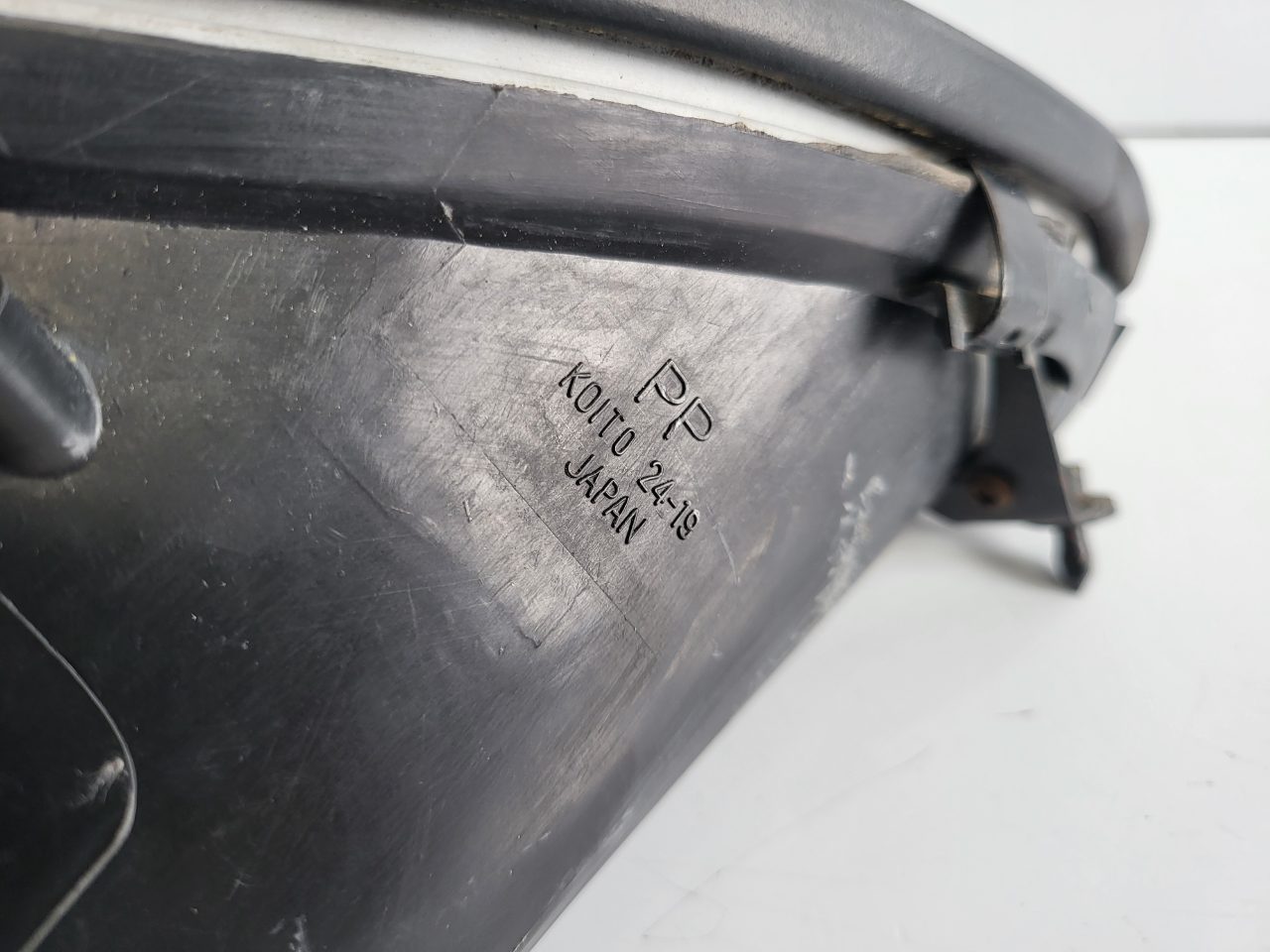 Genuine LH Headlight Toyota Soarer Z30 Series 2 FL 1991 - 2001 Used