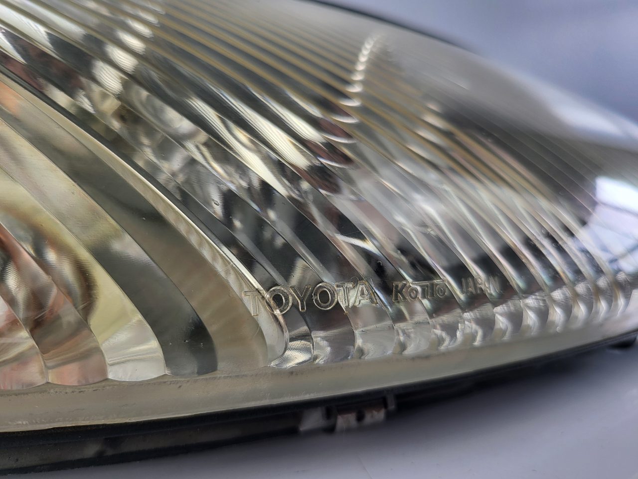 Genuine RH Headlight Toyota Soarer Z30 Series 2 FL 1991 - 2001 Used