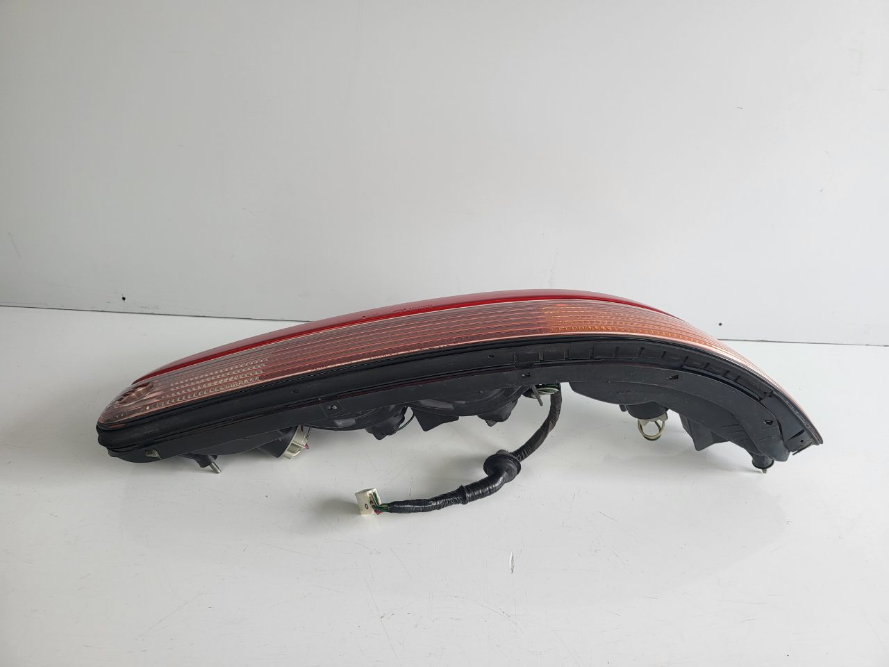 Genuine RH Taillight Toyota Soarer Z30 Series 2 FL 1994 - 1996 Used