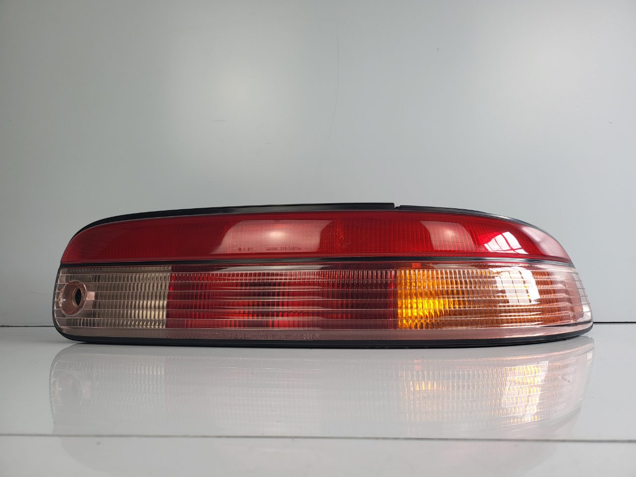 Genuine RH Taillight Toyota Soarer Z30 Series 2 FL 1994 - 1996 Used