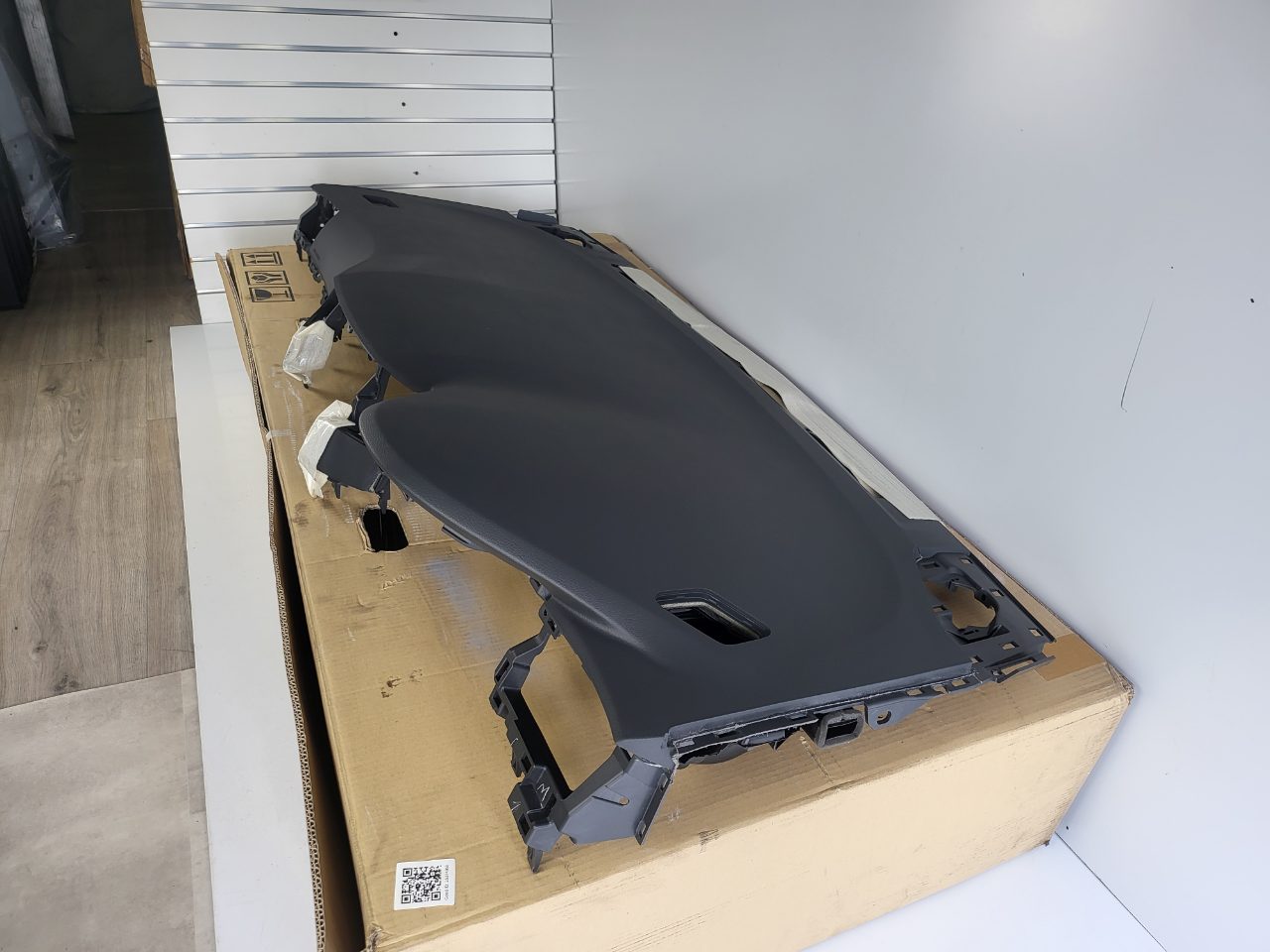 Genuine Dashboard Upper Toyota Wellfire & Alphard AH20 2008 - 2011 New