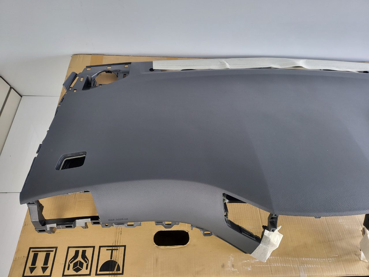 Genuine Dashboard Upper Toyota Wellfire & Alphard AH20 2008 - 2011 New