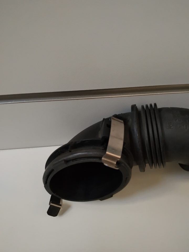 Genuine Engine Air Intake Hose Volkswagen Audi Skoda AXX BWA BPY VW 2.0 Used