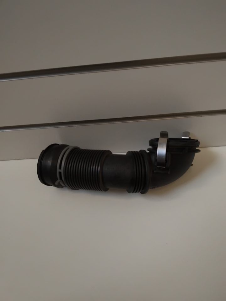 Genuine Engine Air Intake Hose Volkswagen Audi Skoda AXX BWA BPY VW 2.0 Used