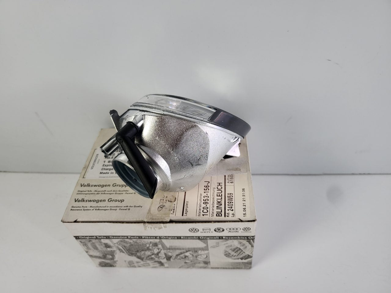 Genuine RH Signal Lamp VW Beetle Turbo S 9C 1Y 2002 - 2006 Used
