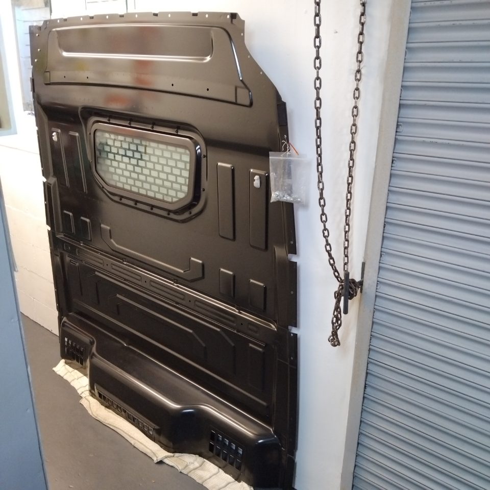 Genuine Partition w/ Window Volkswagen Crafter High-Top Hi-Top Type SY/SZ 2017-2025 Used