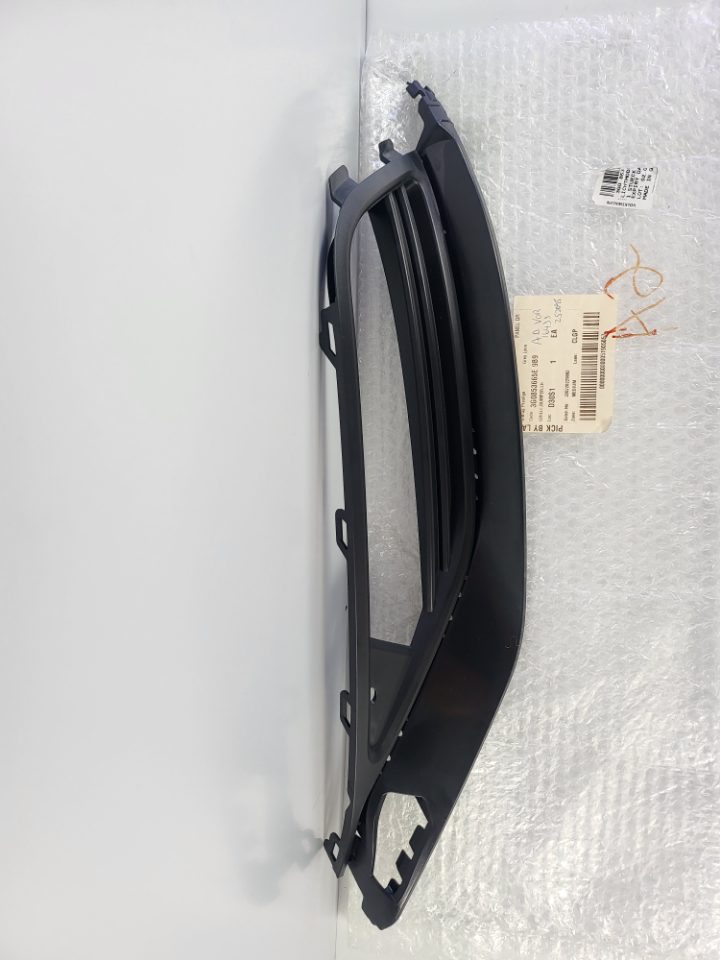 Genuine LH Bumper Vent Grill VW Passat AllTrack B8 2015 - 2019 New