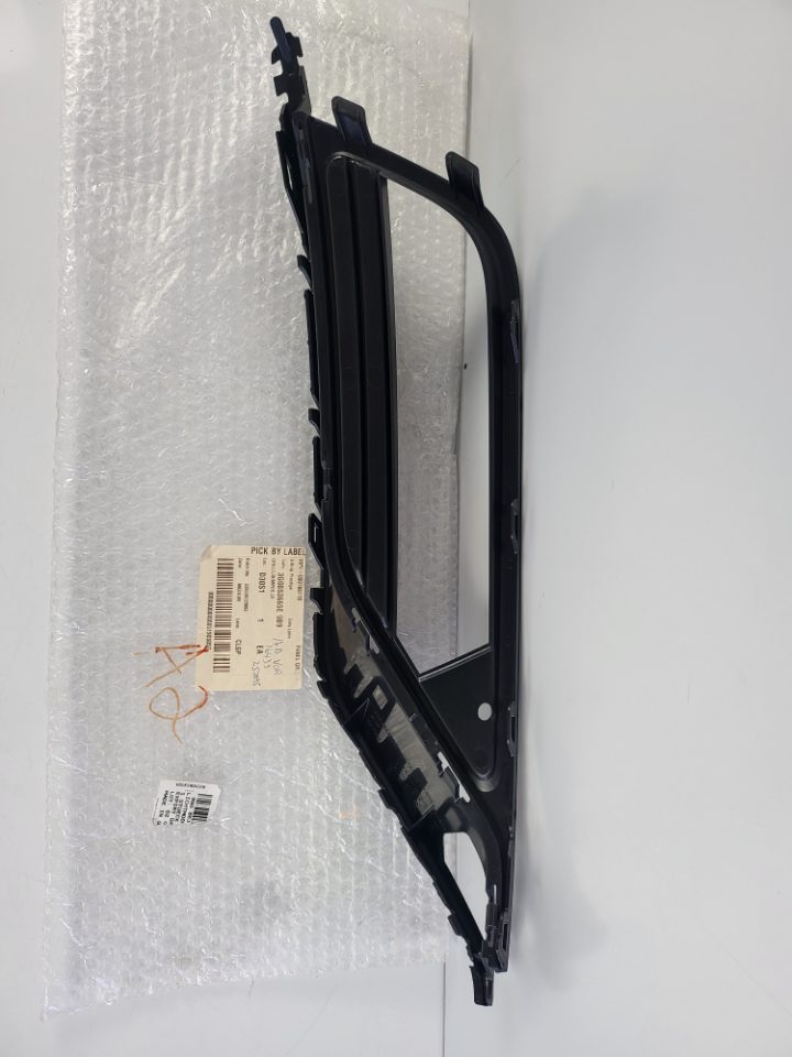 Genuine LH Bumper Vent Grill VW Passat AllTrack B8 2015 - 2019 New